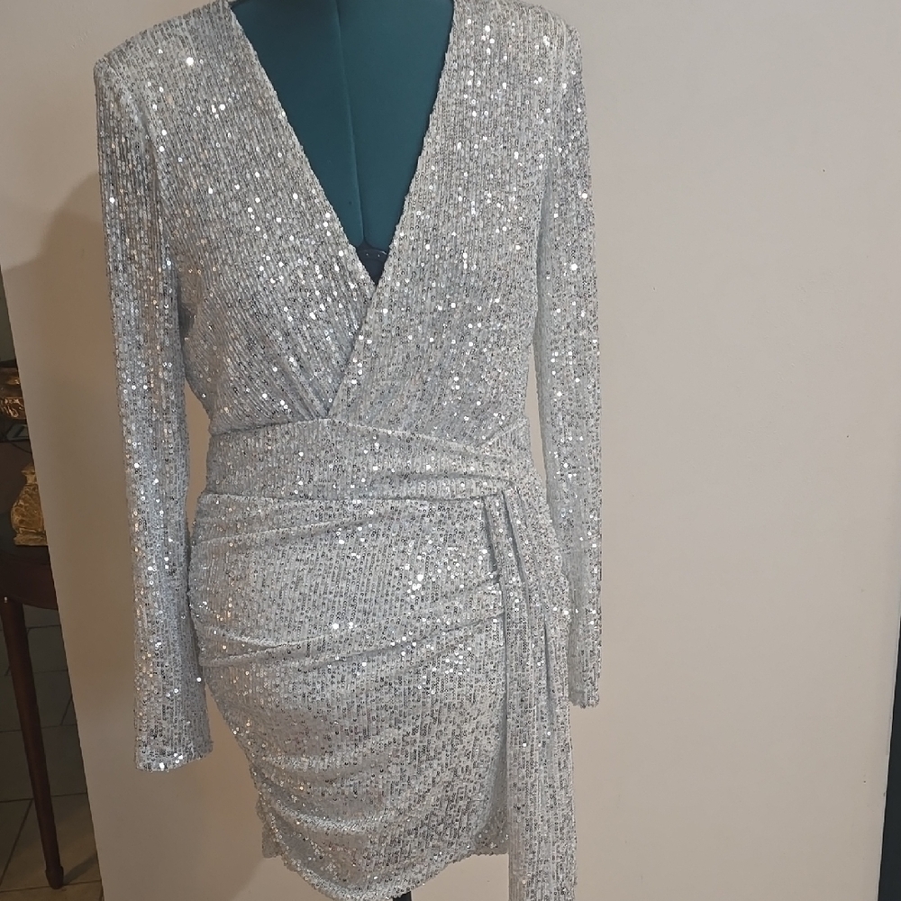 Fashion Nova Silver Sequin Wrap Dress Sz XL